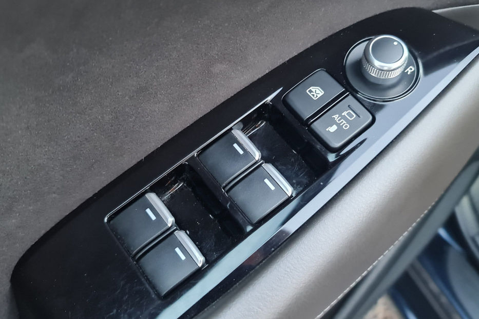 Продам Mazda 6 2.5 AТ (194 к.с.) 2020 года в Киеве