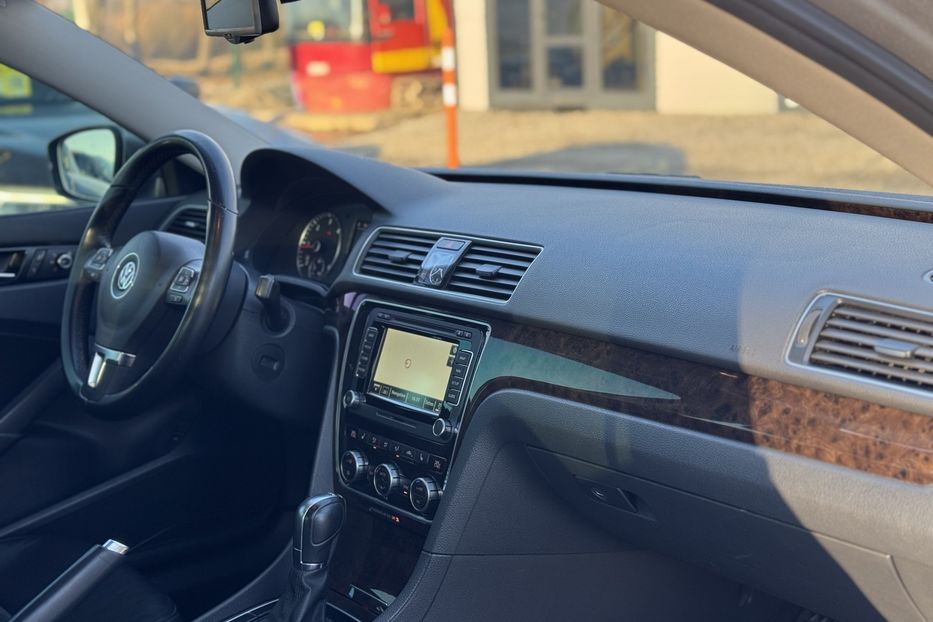 Продам Volkswagen Passat B7 (COMIS)  2014 года в г. Умань, Черкасская область