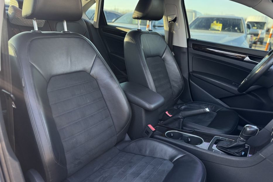 Продам Volkswagen Passat B7 (COMIS)  2014 года в г. Умань, Черкасская область