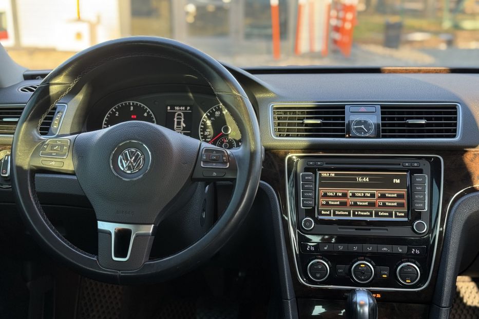 Продам Volkswagen Passat B7 (COMIS)  2014 года в г. Умань, Черкасская область