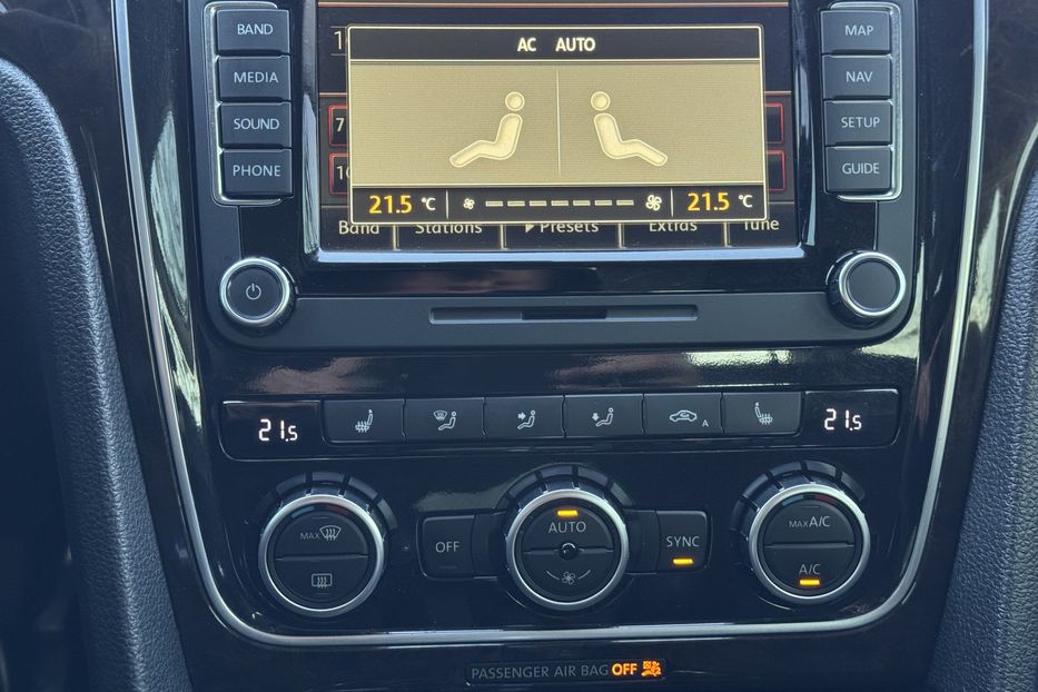 Продам Volkswagen Passat B7 (COMIS)  2014 года в г. Умань, Черкасская область