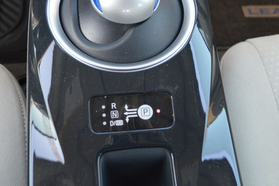 Продам Nissan Leaf 2012 года в Одессе