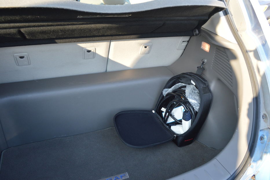 Продам Nissan Leaf 2012 года в Одессе