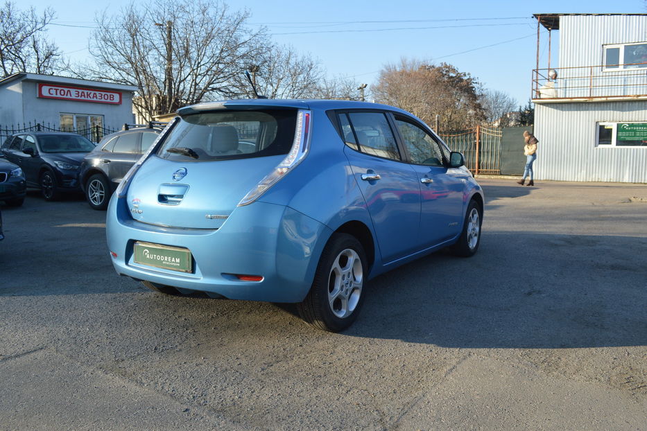 Продам Nissan Leaf 2012 года в Одессе