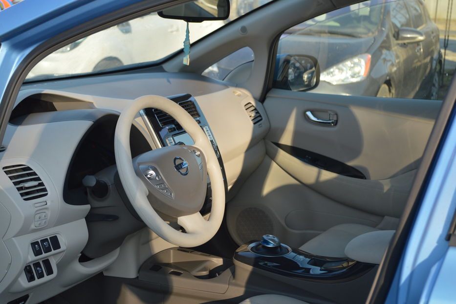 Продам Nissan Leaf 2012 года в Одессе