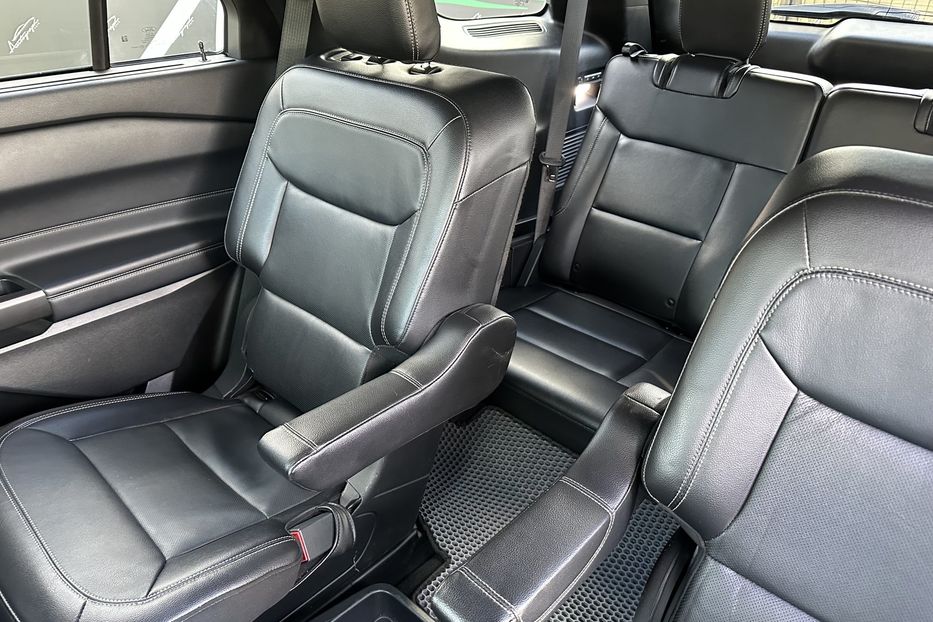 Продам Ford Explorer Ecoboost 2020 года в Киеве