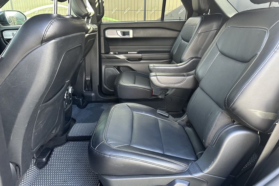 Продам Ford Explorer Ecoboost 2020 года в Киеве