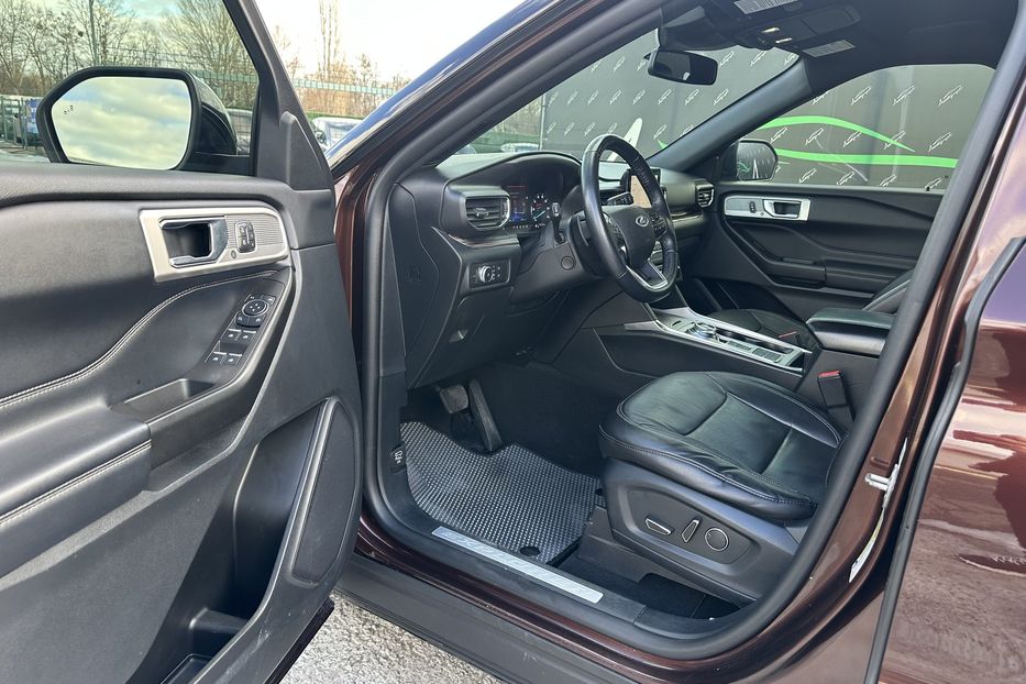 Продам Ford Explorer Ecoboost 2020 года в Киеве
