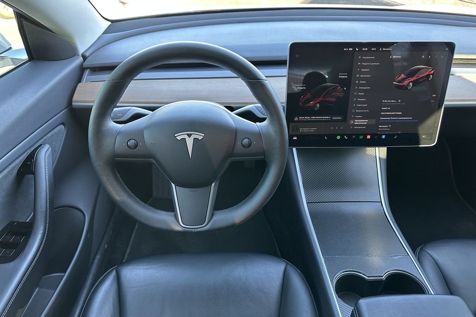 Продам Tesla Model 3 Standart Plus 2019 года в Киеве