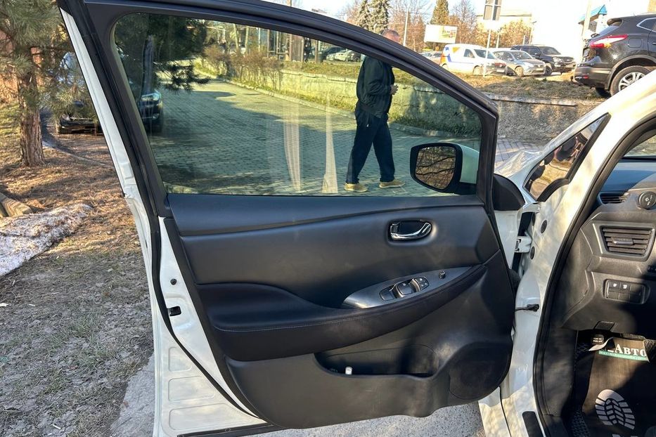 Продам Nissan Leaf 2019 года в Черновцах