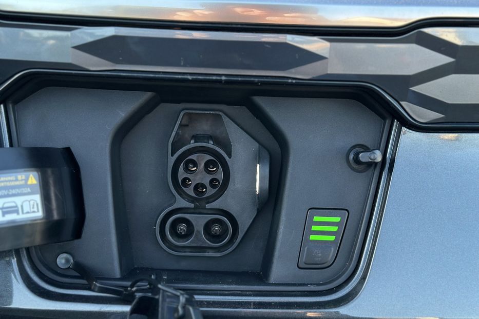 Продам Kia Niro 2024 года в Луцке