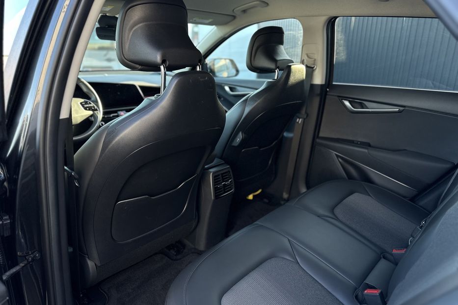 Продам Kia Niro 2024 года в Луцке