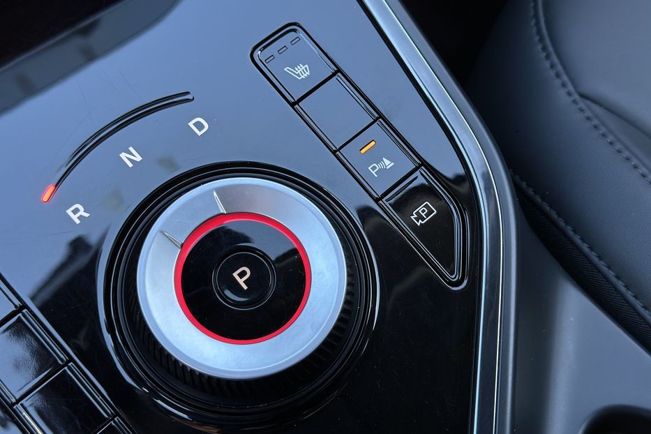 Продам Kia Niro 2024 года в Луцке