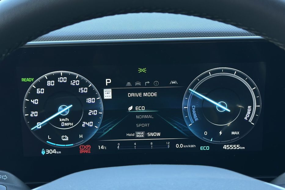 Продам Kia Niro 2024 года в Луцке