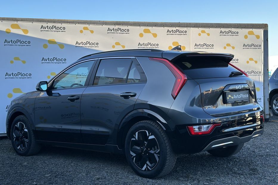 Продам Kia Niro 2024 года в Луцке