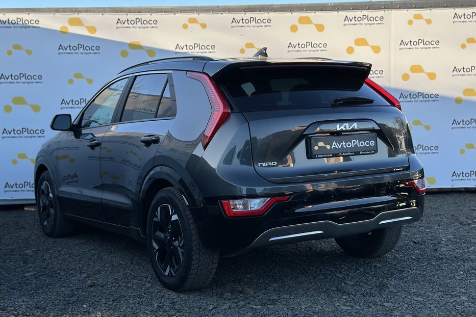 Продам Kia Niro 2024 года в Луцке
