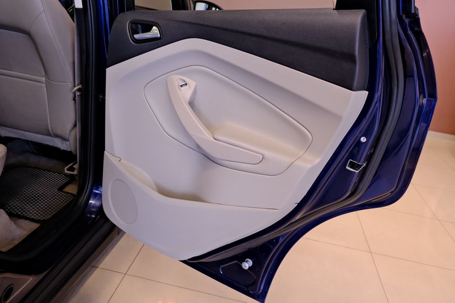 Продам Ford C-Max 2016 года в Одессе