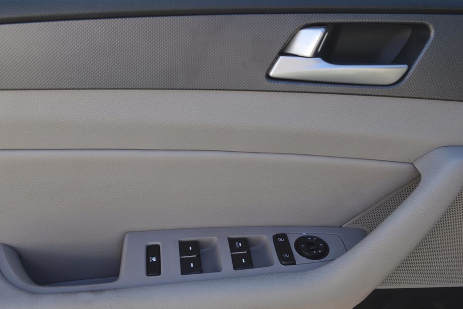 Продам Hyundai Sonata 2014 года в Одессе