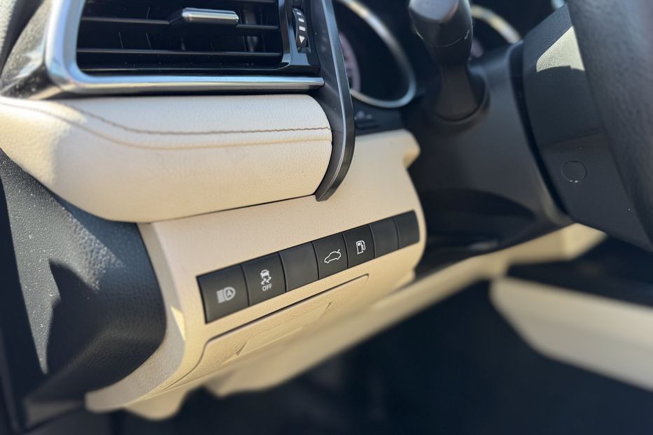 Продам Toyota Camry (COMIS) 2017 года в г. Умань, Черкасская область