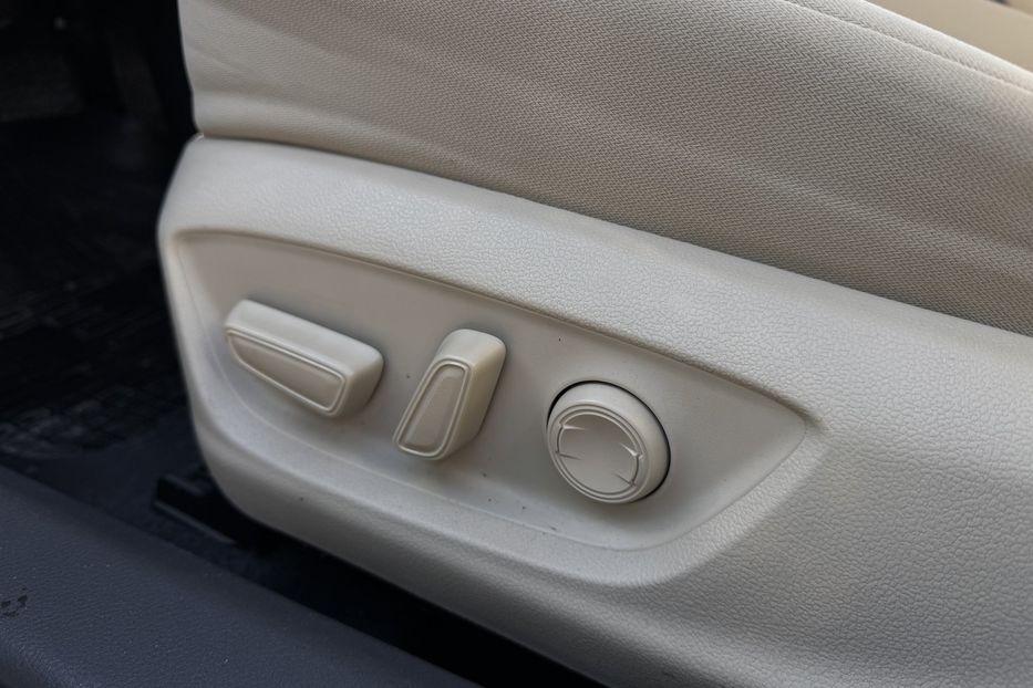 Продам Toyota Camry (COMIS) 2017 года в г. Умань, Черкасская область