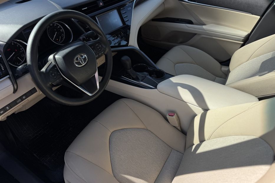 Продам Toyota Camry (COMIS) 2017 года в г. Умань, Черкасская область