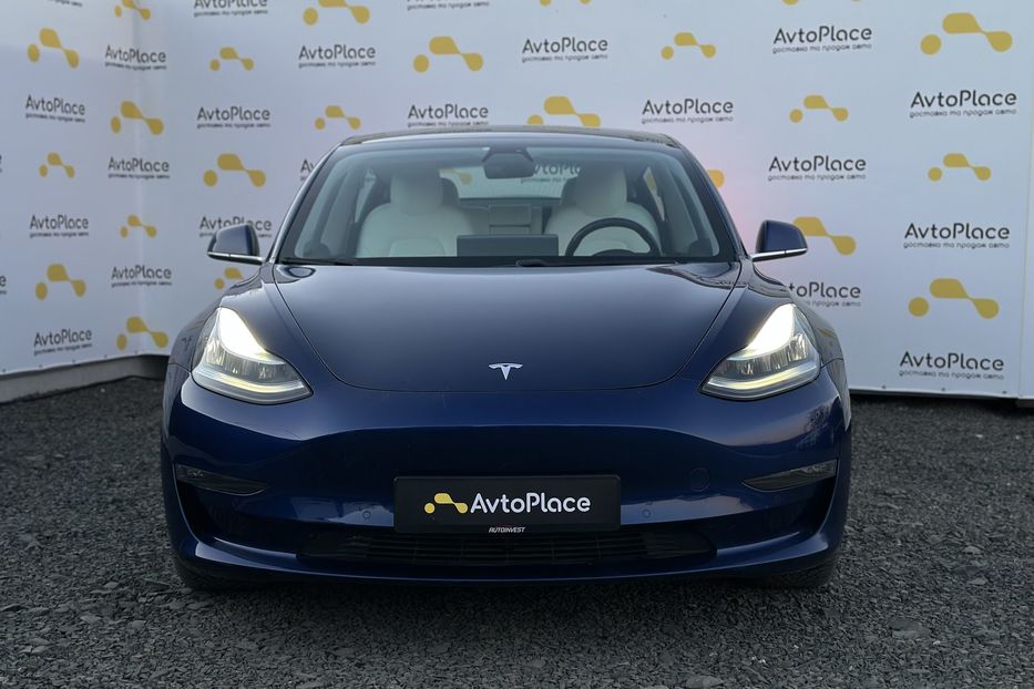 Продам Tesla Model 3 2024 года в Луцке