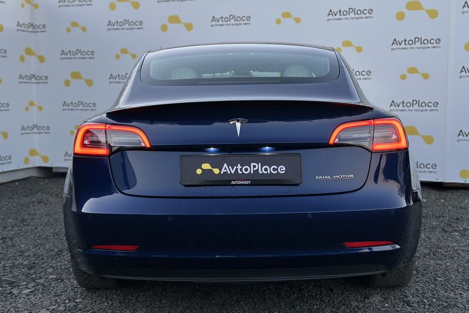 Продам Tesla Model 3 2024 года в Луцке