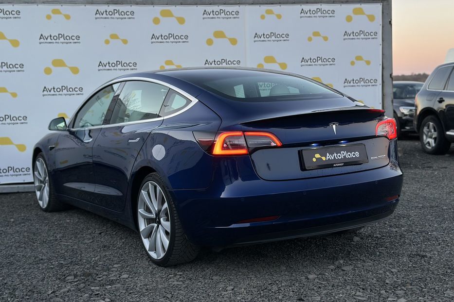 Продам Tesla Model 3 2024 года в Луцке