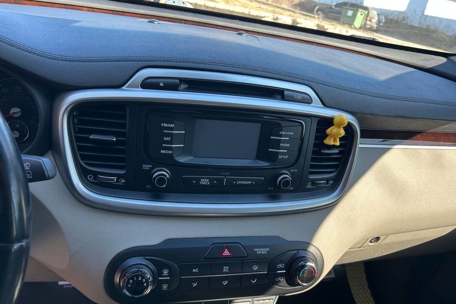 Продам Kia Sorento 2015 года в Черновцах