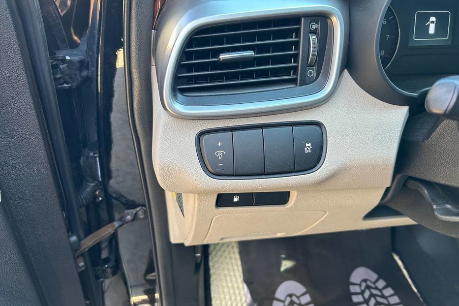 Продам Kia Sorento 2015 года в Черновцах