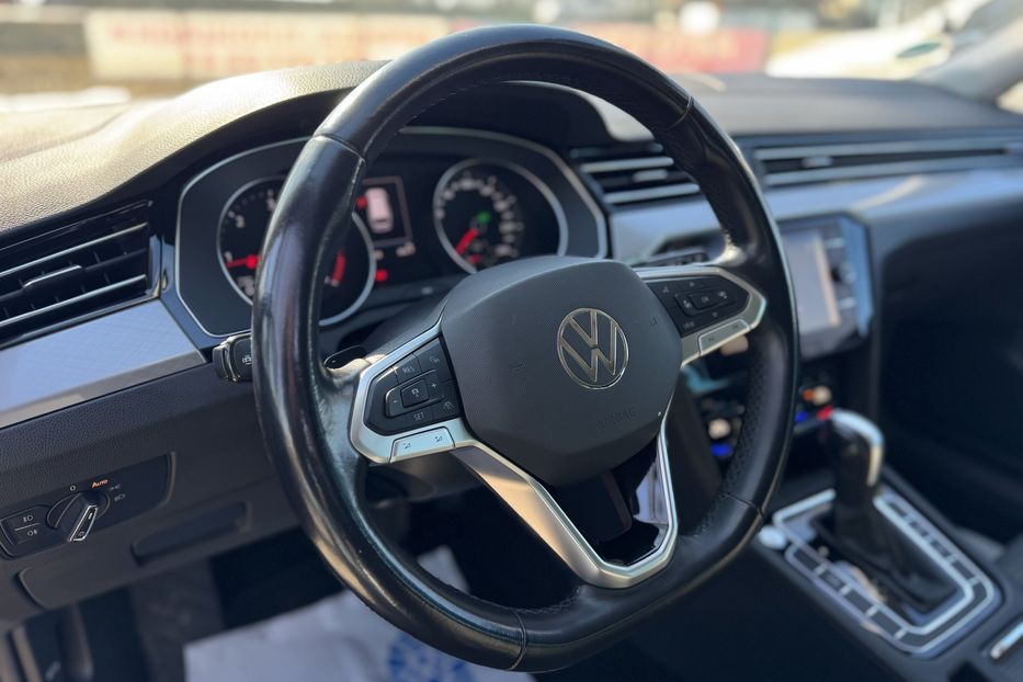 Продам Volkswagen Passat B8 2022 года в г. Умань, Черкасская область