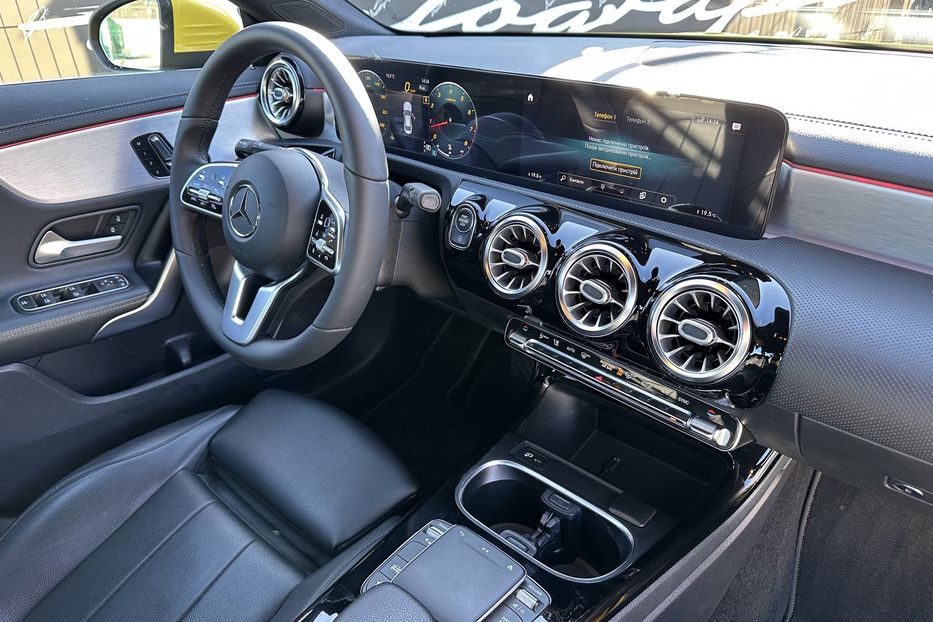 Продам Mercedes-Benz CLA-Class 2020 года в Киеве