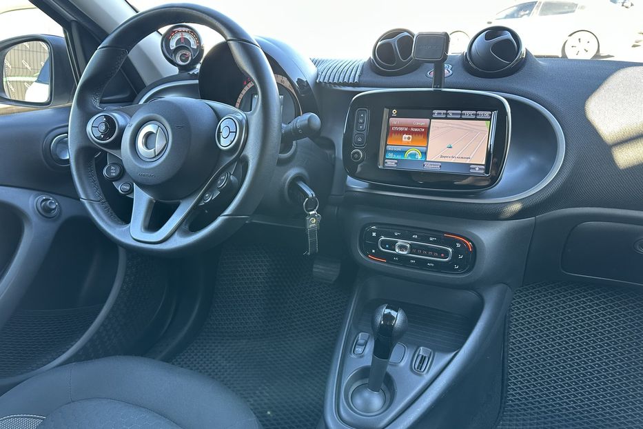 Продам Smart Forfour EQ 2020 года в Киеве