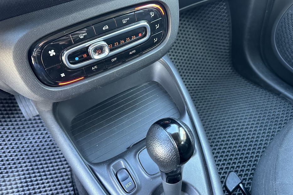 Продам Smart Forfour EQ 2020 года в Киеве
