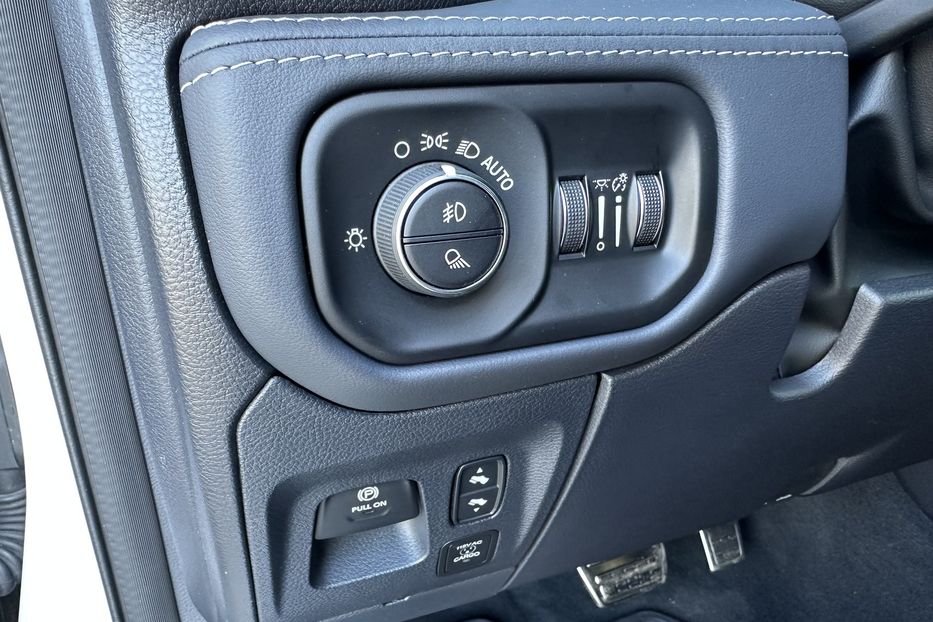 Продам Dodge RAM 1500 Limited 2023 года в Киеве