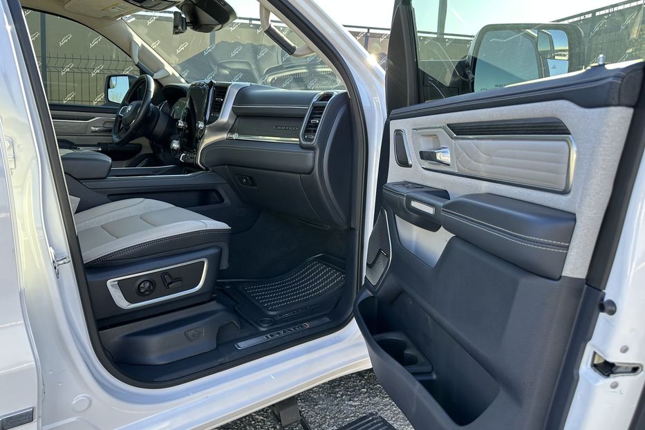 Продам Dodge RAM 1500 Limited 2023 года в Киеве