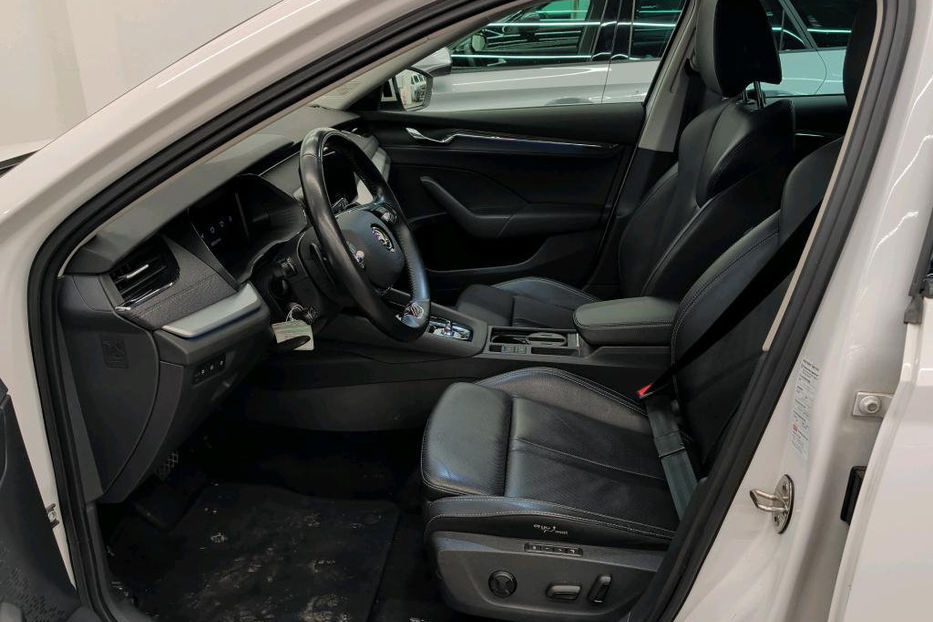 Продам Skoda Octavia 200 Style 4x4 рідна фарб v7325 2021 года в Луцке