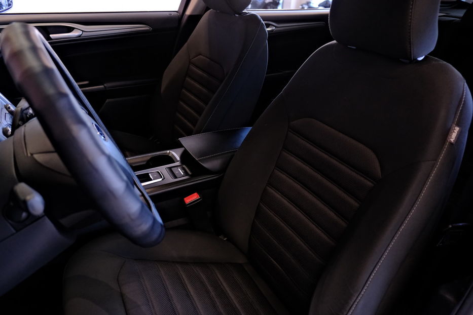 Продам Ford Fusion Hybrid 2017 года в Одессе