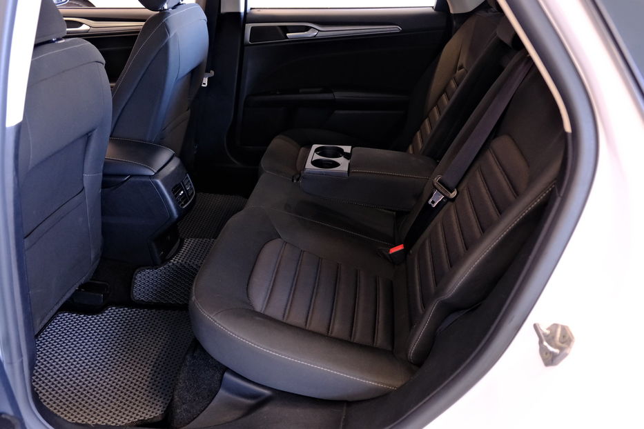 Продам Ford Fusion Hybrid 2017 года в Одессе