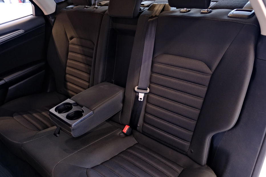 Продам Ford Fusion Hybrid 2017 года в Одессе