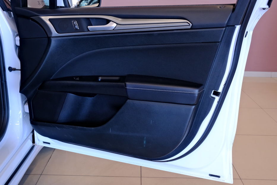 Продам Ford Fusion Hybrid 2017 года в Одессе