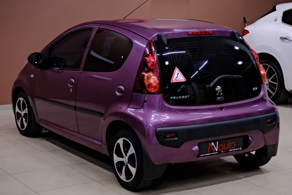 Продам Peugeot 107 2012 года в Одессе