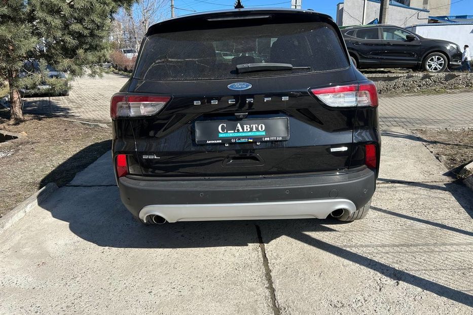 Продам Ford Escape 2019 года в Черновцах