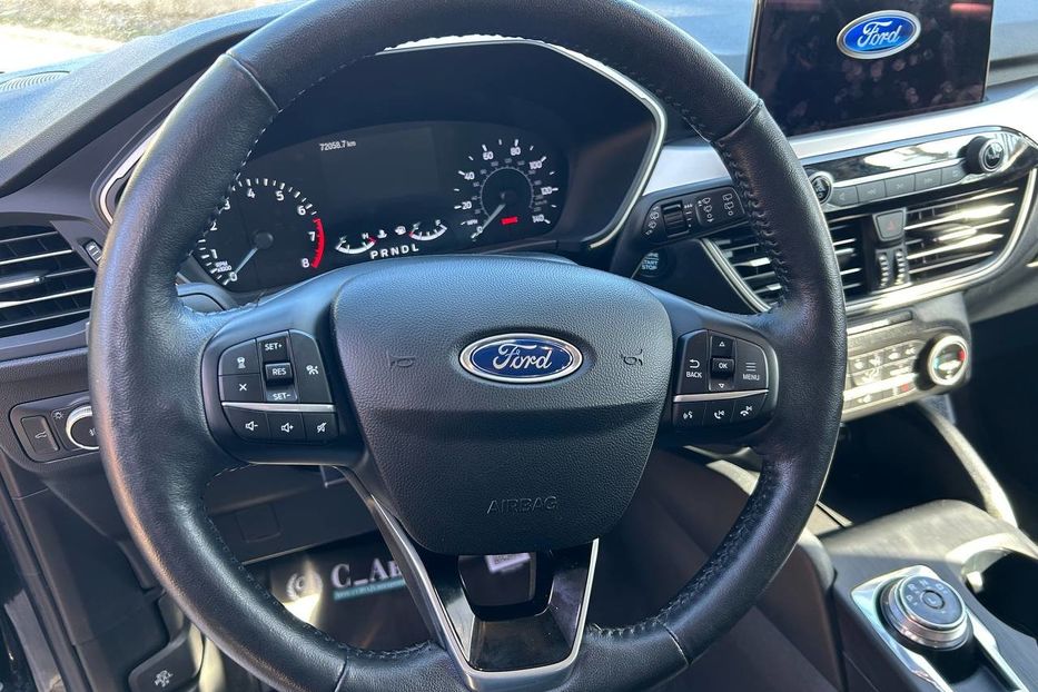 Продам Ford Escape 2019 года в Черновцах