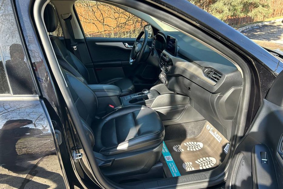 Продам Ford Escape 2019 года в Черновцах