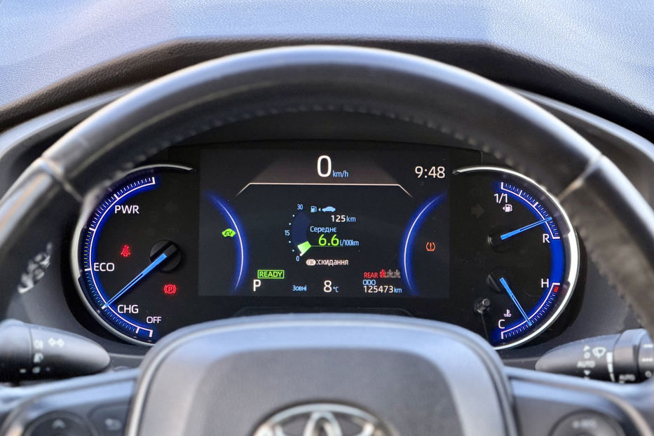 Продам Toyota Rav 4 2.5 ECVT (219 к.с.) Hybrid  2018 года в Киеве