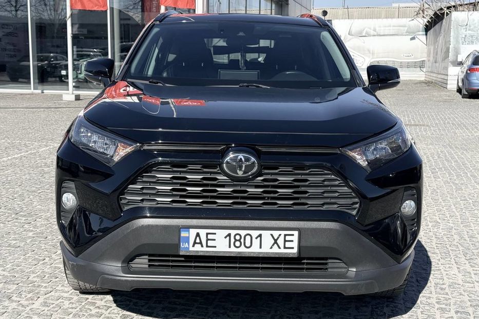 Продам Toyota Rav 4 2019 года в Днепре