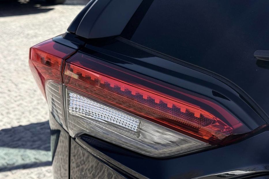 Продам Toyota Rav 4 2019 года в Днепре