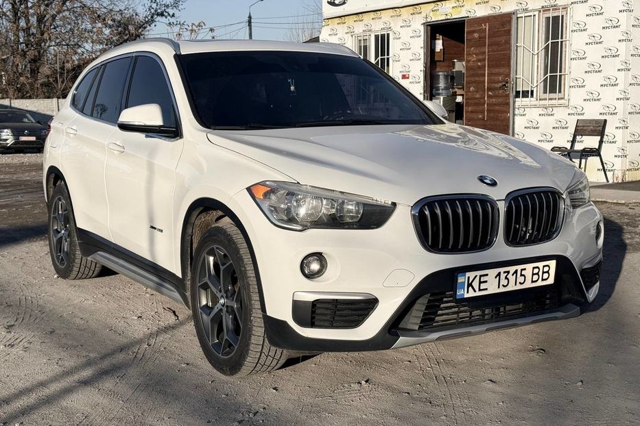 Продам BMW X1 2017 года в Днепре