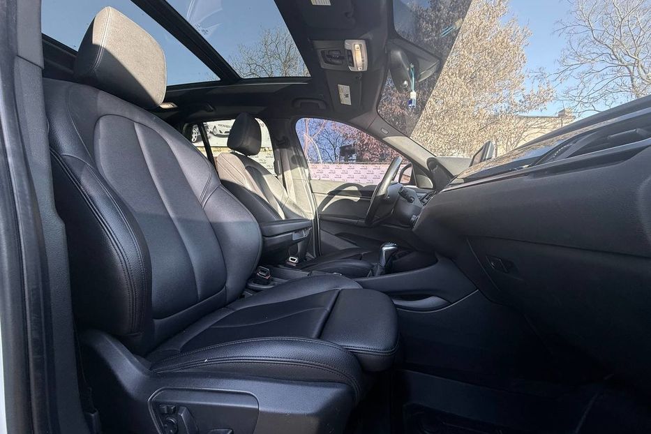 Продам BMW X1 2017 года в Днепре
